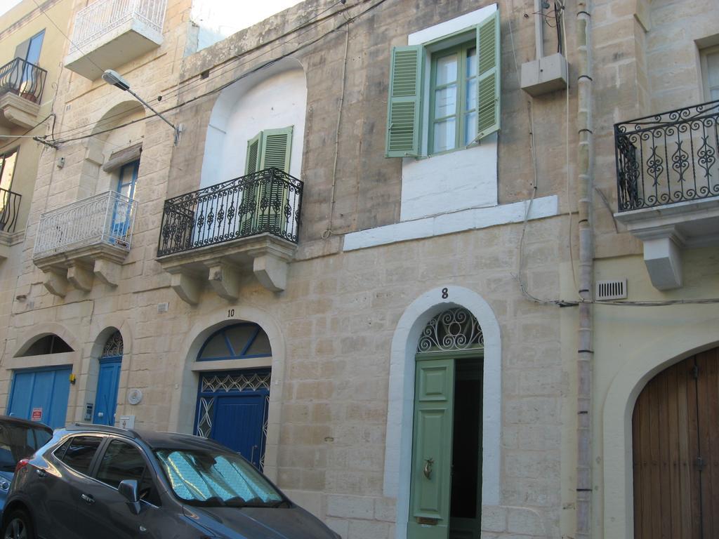 The 1930'S Maltese Residence St. Paul's Bay Exterior photo
